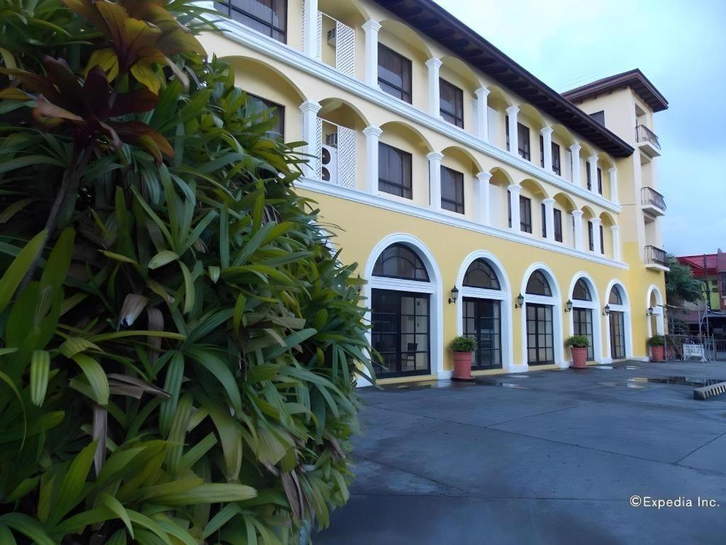 แพลนตา เซ็นโทร บาโคลอด โฮเต็ล แอนด์ เรสซิเดนซ์ Hotel ภายนอก รูปภาพ
