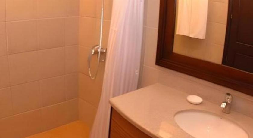 แพลนตา เซ็นโทร บาโคลอด โฮเต็ล แอนด์ เรสซิเดนซ์ Hotel ภายนอก รูปภาพ