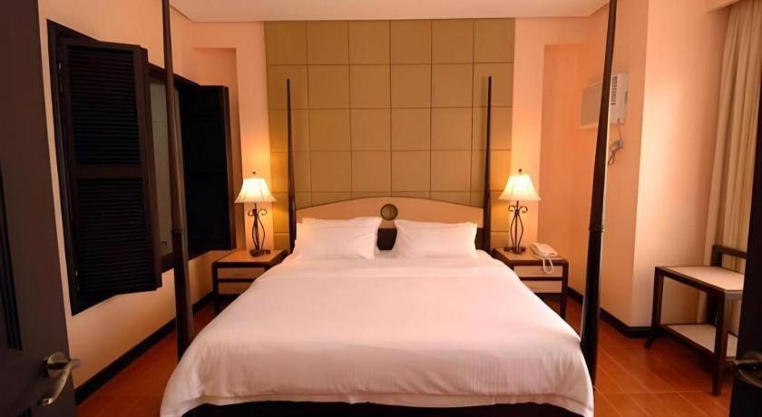 แพลนตา เซ็นโทร บาโคลอด โฮเต็ล แอนด์ เรสซิเดนซ์ Hotel ภายนอก รูปภาพ